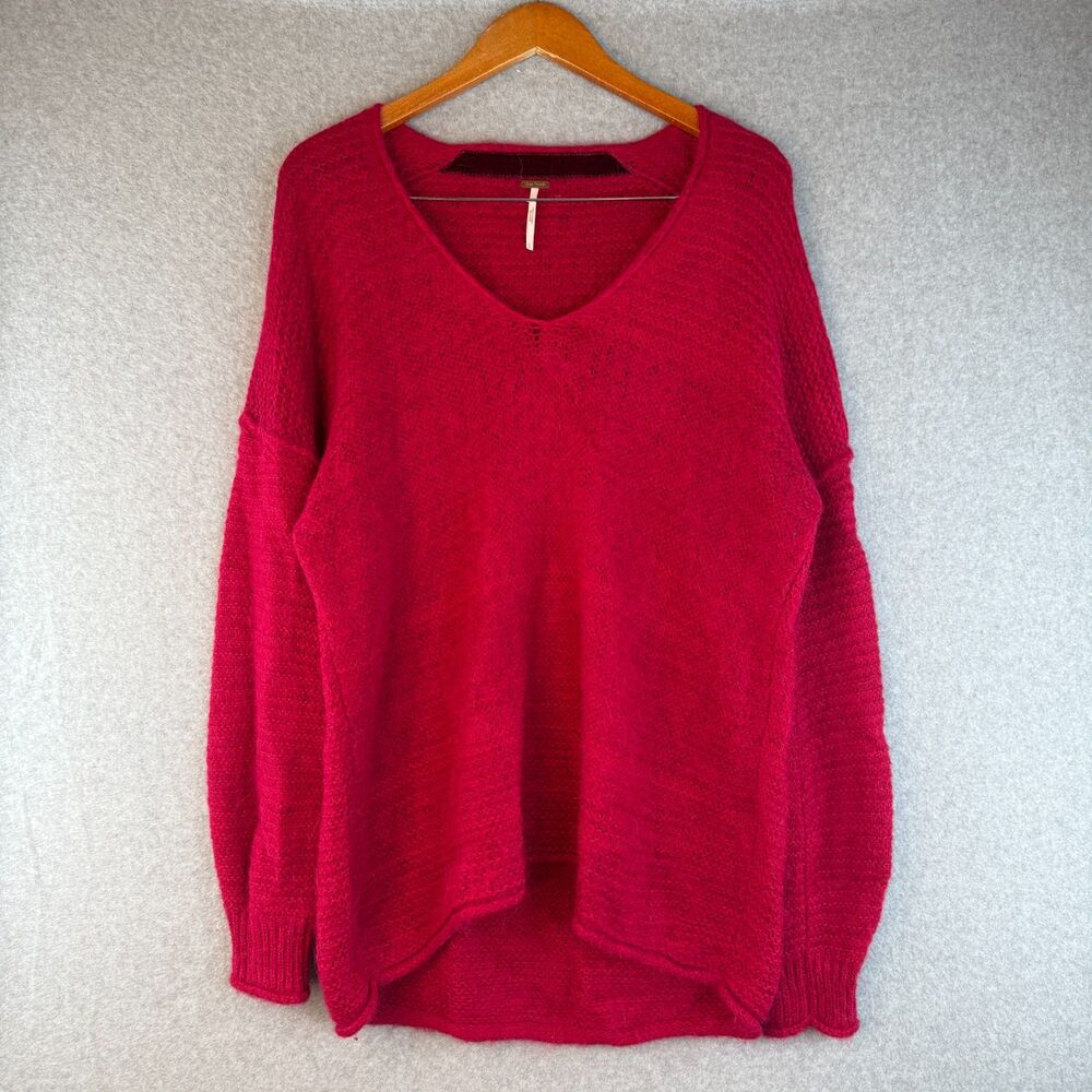Free People All Mine Alpaca Blend Oversized V-Neck Sweater in Raspberry Pink S